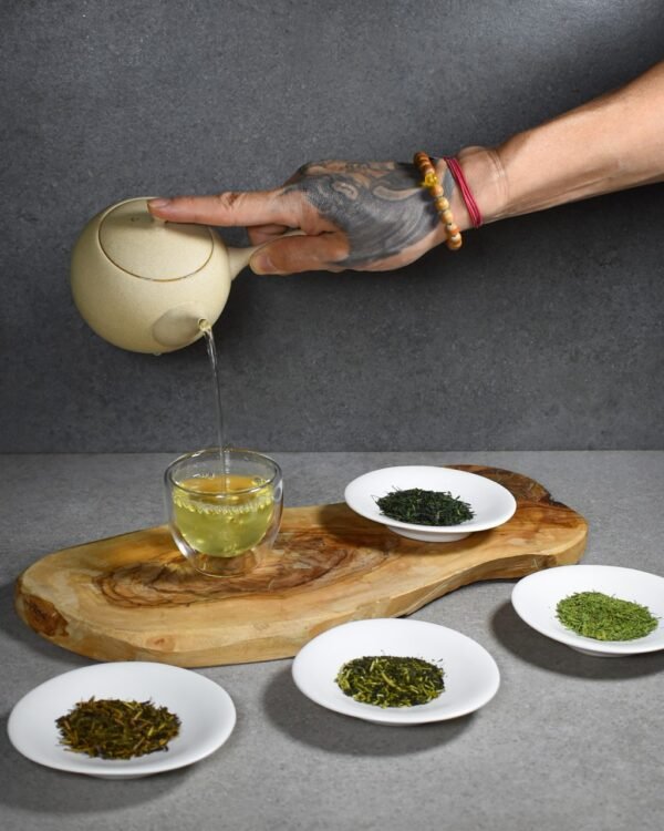 Pouring tea Tencha Workshop